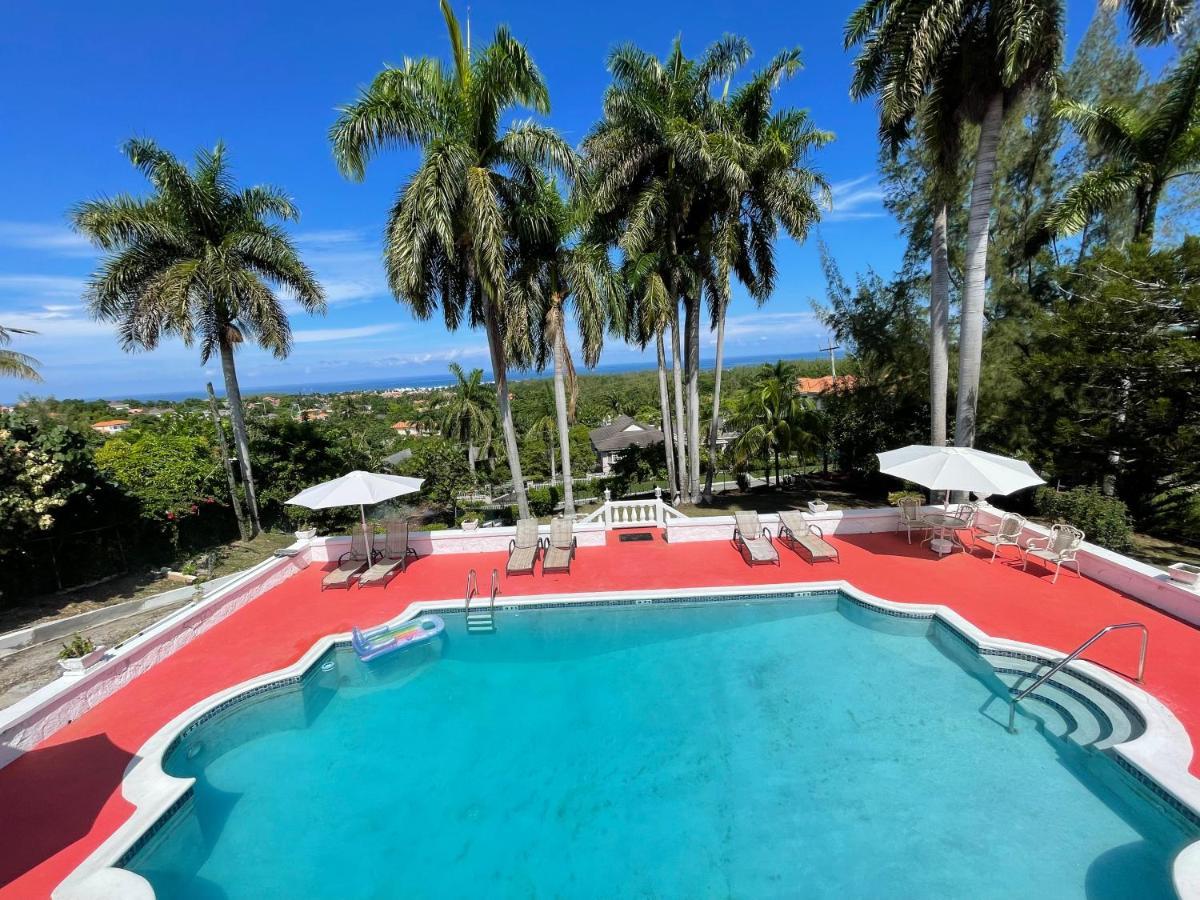 The Lodge @ Peaceful Palms Montego Bay Extérieur photo